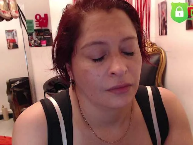 Live sex webcam photo for evatwiss #291742911