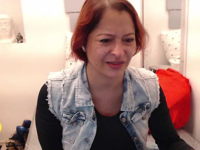 Live sex webcam photo for evatwiss #292213521