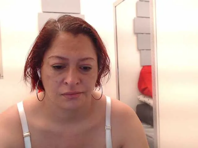 Live sex webcam photo for evatwiss #292220795