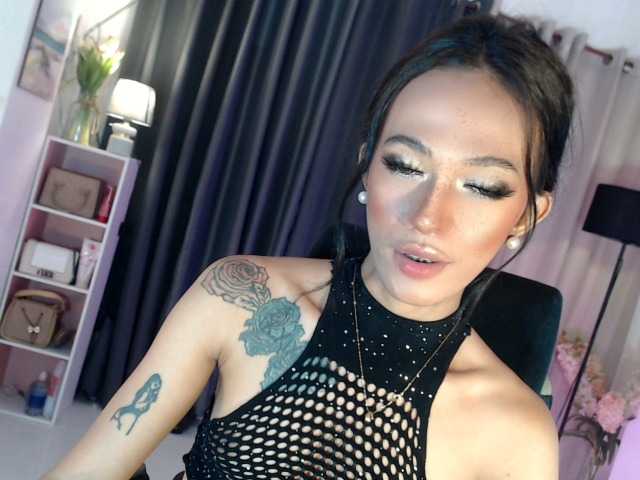 Live sex webcam photo for evegoddess19 #291674037