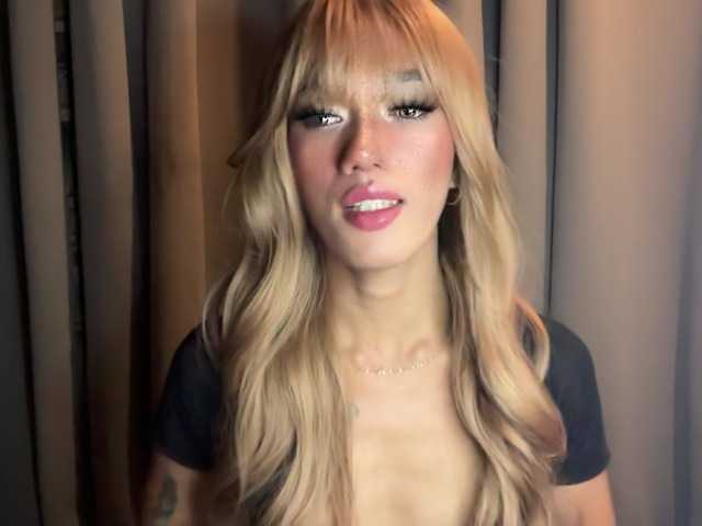 Live sex webcam photo for evegoddess19 #291992610