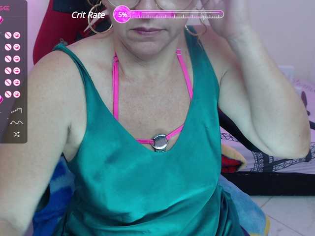 Live sex webcam photo for evelinhot #276274370