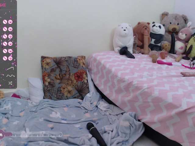 Live sex webcam photo for evelinhot #276450723