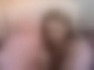 Live sex webcam photo for evelynnstar #149759801