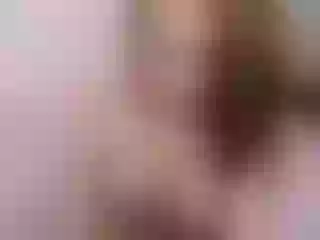 Live sex webcam photo for evelynnstar #150447243