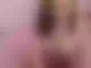 Live sex webcam photo for evelynnstar #152066309