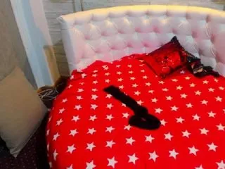 Live sex webcam photo for evelynnstar #170908707