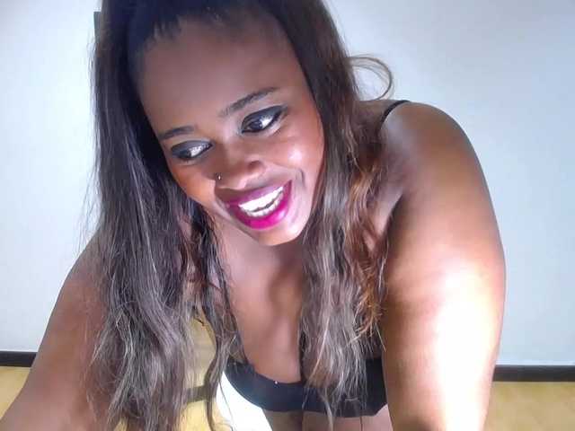 Live sex webcam photo for exotic-karmella #276181490