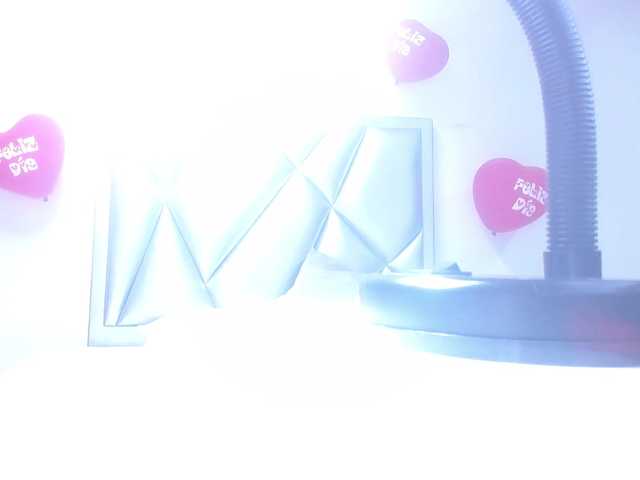 Live sex webcam photo for exotic-karmella #276395570