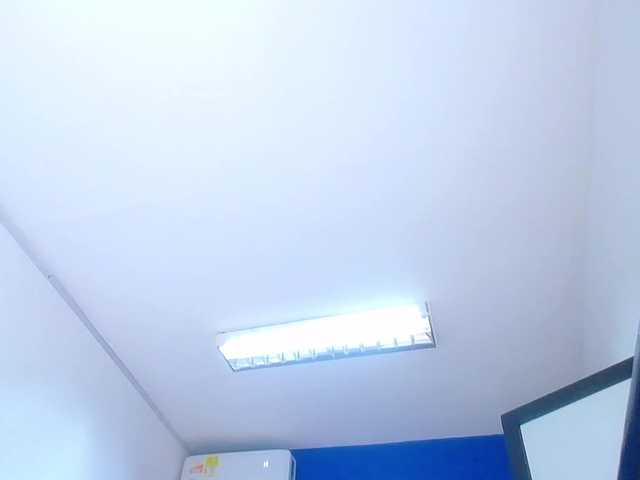 Live sex webcam photo for exotic-karmella #276672352