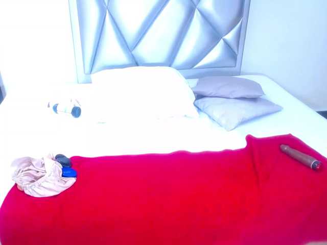 Live sex webcam photo for exotic-karmella #276771093