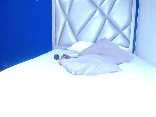 Live sex webcam photo for exotic-karmella #276835238