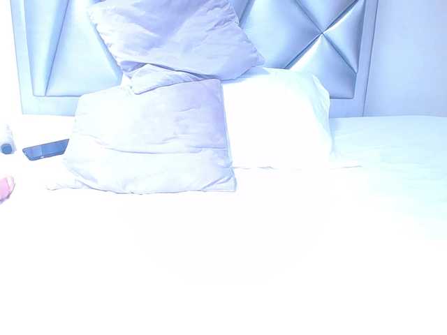 Live sex webcam photo for exotic-karmella #278028722