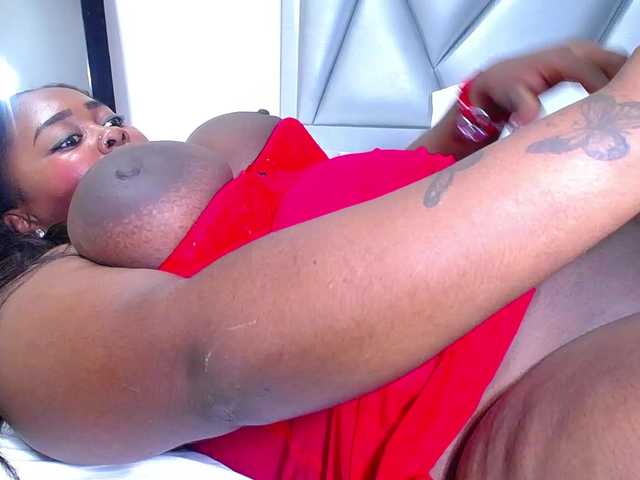 Live sex webcam photo for exotic-karmella #278046613