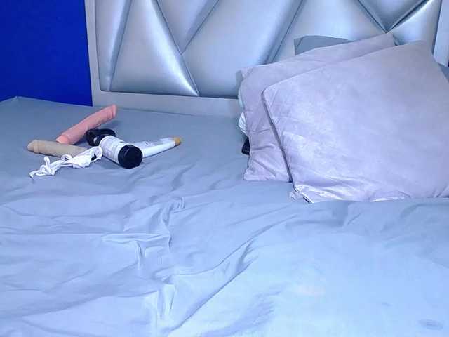 Live sex webcam photo for exotic-karmella #278167879