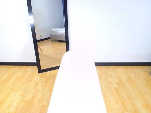 Live sex webcam photo for exotic-karmella #288157263