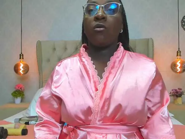 Live sex webcam photo for exoticagiirl #287374210
