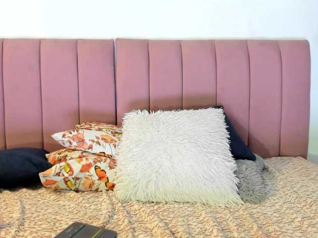 Live sex webcam photo for exoticcouple69 #277629034