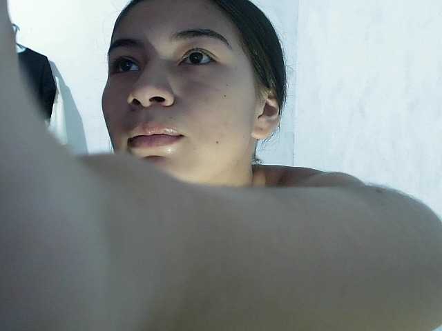 Live sex webcam photo for eyder232004 #278035549