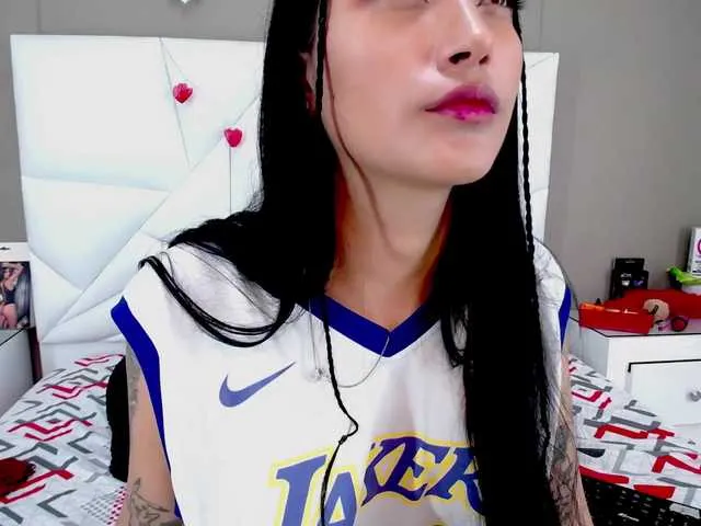 Live sex webcam photo for eymy-hadid #288027031