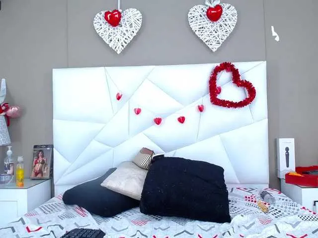 Live sex webcam photo for eymy-hadid #288027047