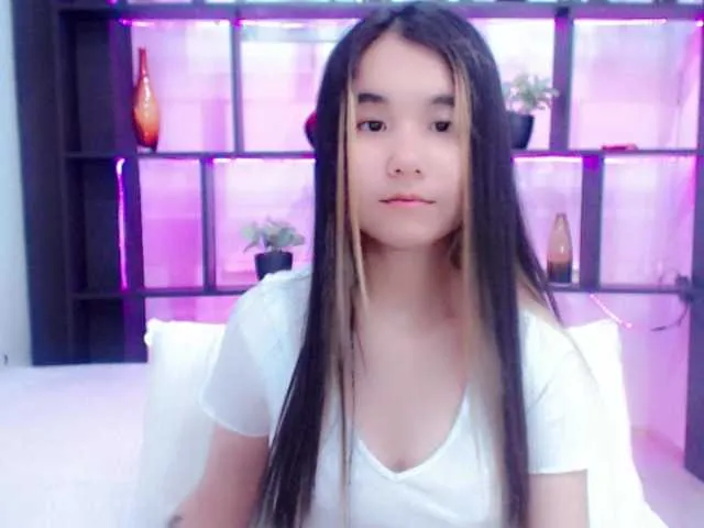 Live sex webcam photo for ezdess #273973450