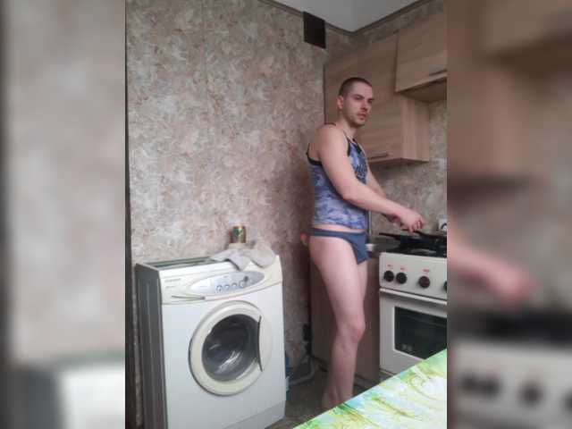 Live sex webcam photo for f1tness-man #290439606