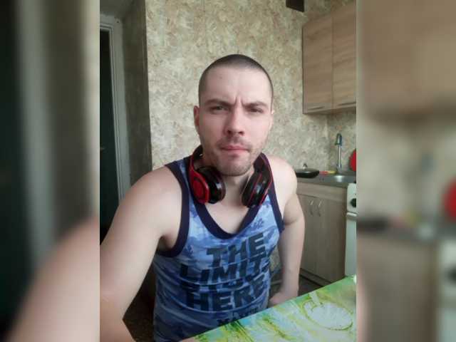 Live sex webcam photo for f1tness-man #290548365