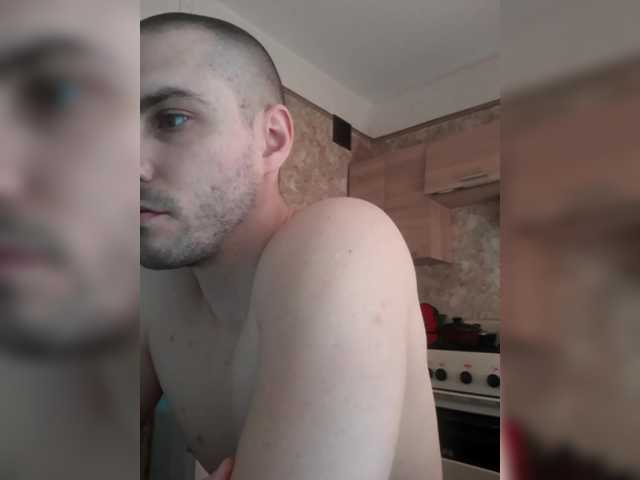 Live sex webcam photo for f1tness-man #290554037