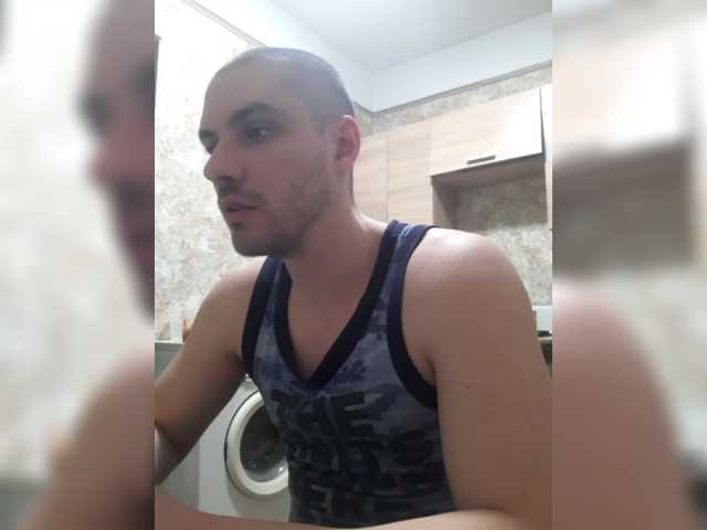 Live sex webcam photo for f1tness-man #290562645