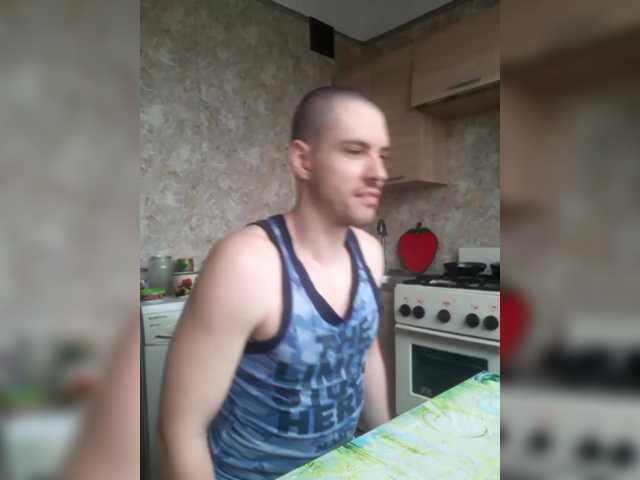 Live sex webcam photo for f1tness-man #290702876