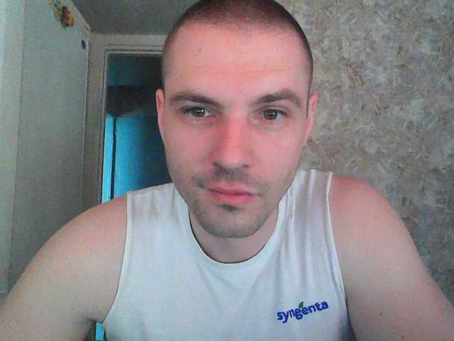 Live sex webcam photo for f1tness-man #290943749