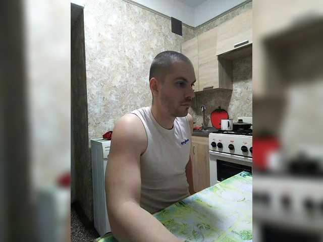 Live sex webcam photo for f1tness-man #291059174