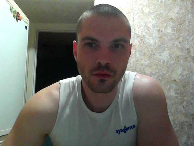 Live sex webcam photo for f1tness-man #291133324