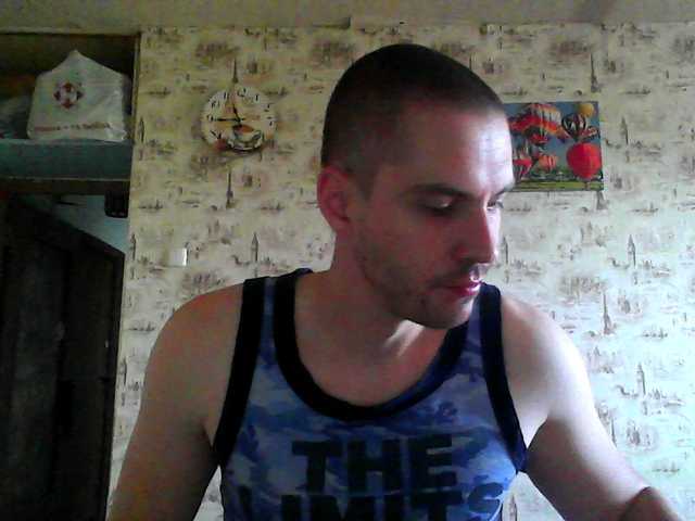 Live sex webcam photo for f1tness-man #291219480