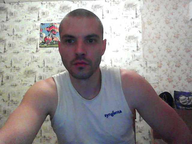 Live sex webcam photo for f1tness-man #291314681