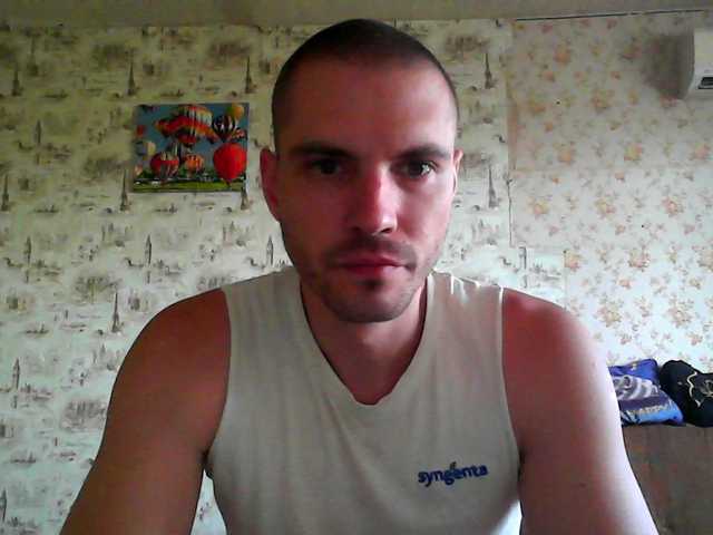 Live sex webcam photo for f1tness-man #291500905