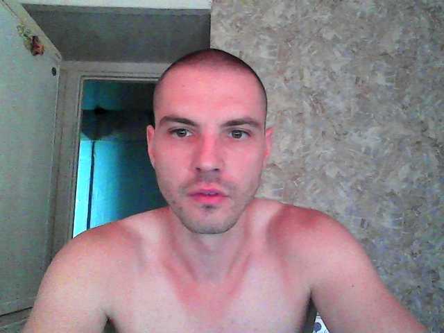 Live sex webcam photo for f1tness-man #291513741