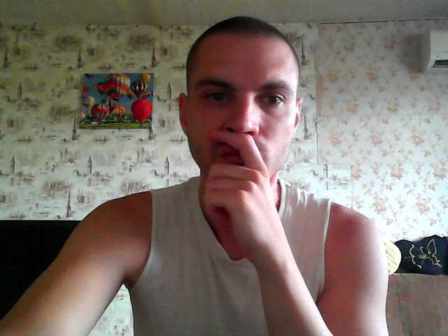 Live sex webcam photo for f1tness-man #291548531