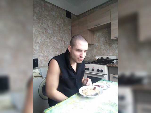 Live sex webcam photo for f1tness-man #292114461