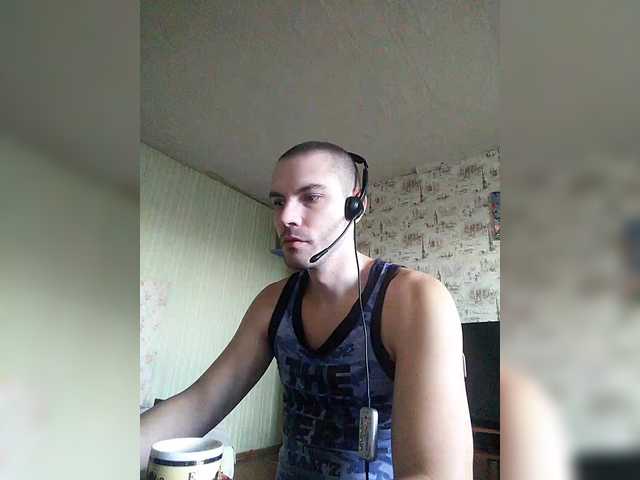 Live sex webcam photo for f1tness-man #292121408