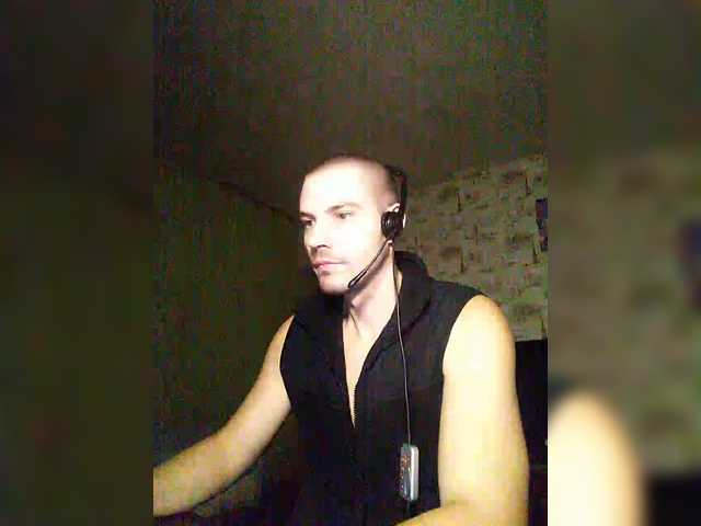 Live sex webcam photo for f1tness-man #292150746