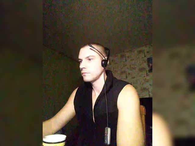 Live sex webcam photo for f1tness-man #292163761