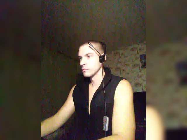 Live sex webcam photo for f1tness-man #292170565