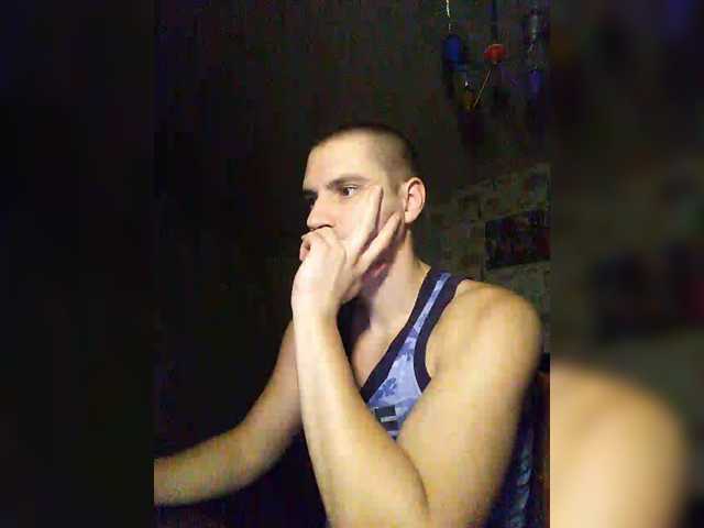 Live sex webcam photo for f1tness-man #292179756