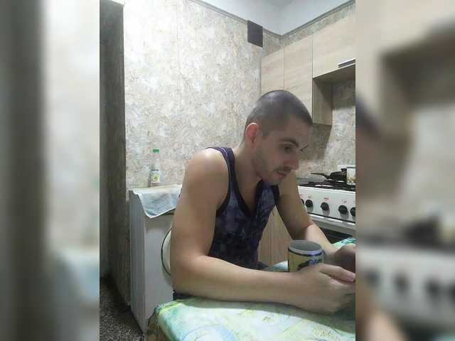 Live sex webcam photo for f1tness-man #292224780