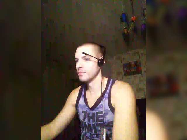 Live sex webcam photo for f1tness-man #292229875