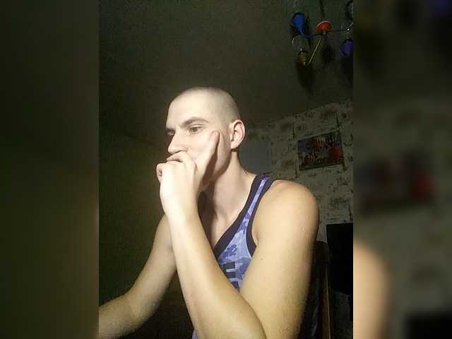 Live sex webcam photo for f1tness-man #292336652