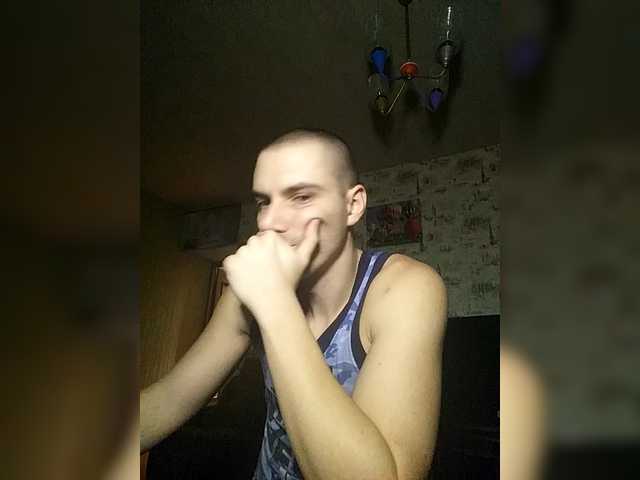 Live sex webcam photo for f1tness-man #292371011