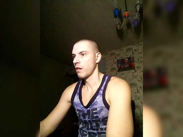 Live sex webcam photo for f1tness-man #292412425